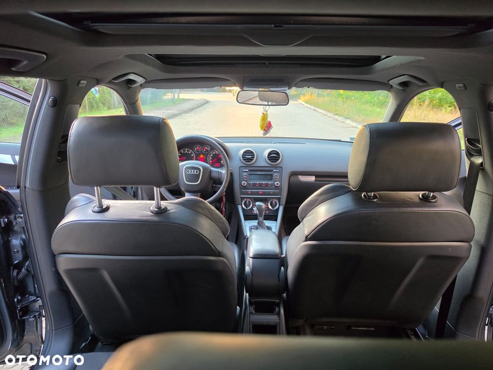 Audi A3 Sportback 3.2 Quattro S tronic - 8