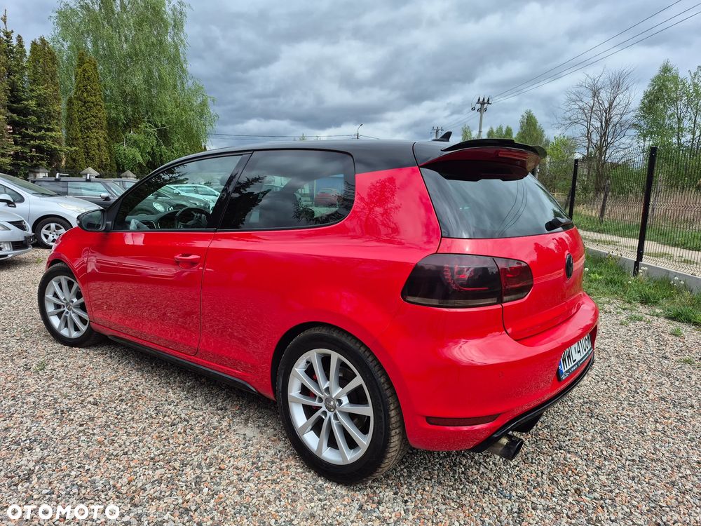 Volkswagen Golf 2.0 GTI DSG - 5