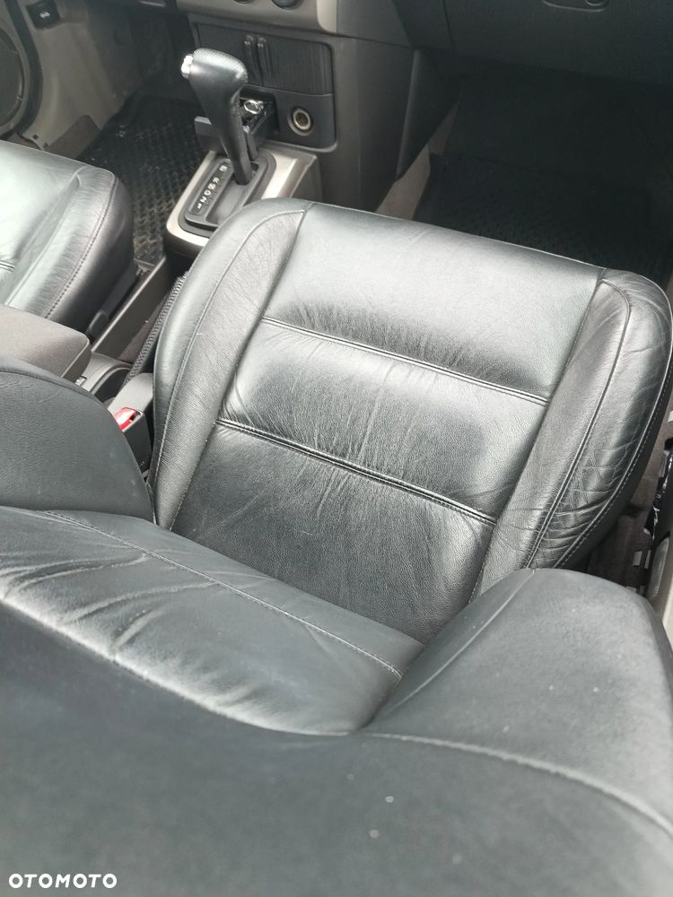 Nissan X-Trail ver-2-5-4x4-columbia - 21