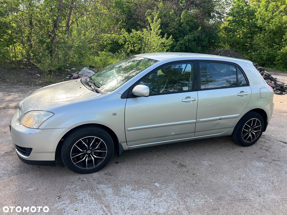 Toyota Corolla - 5