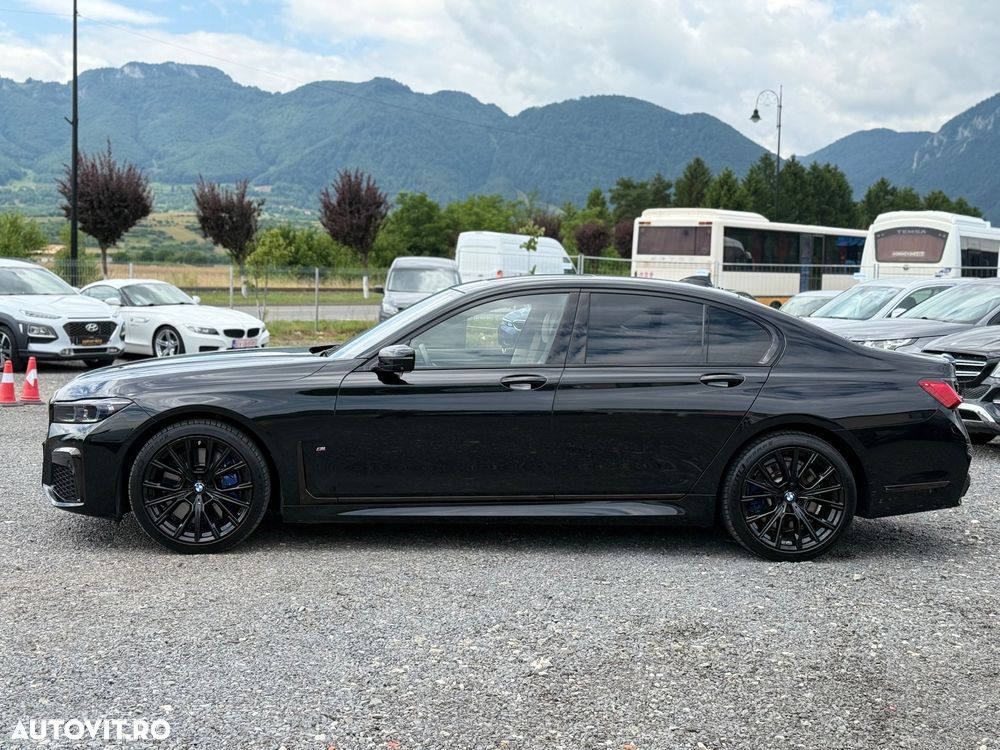 BMW Seria 7 750i xDrive - 8