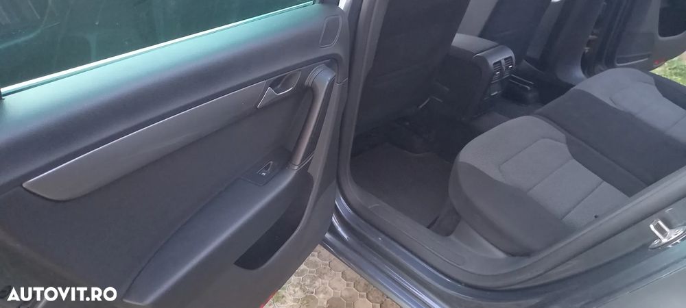 Volkswagen Passat 2.0 TDI 4Motion DSG BlueMotion Tech Highline - 9