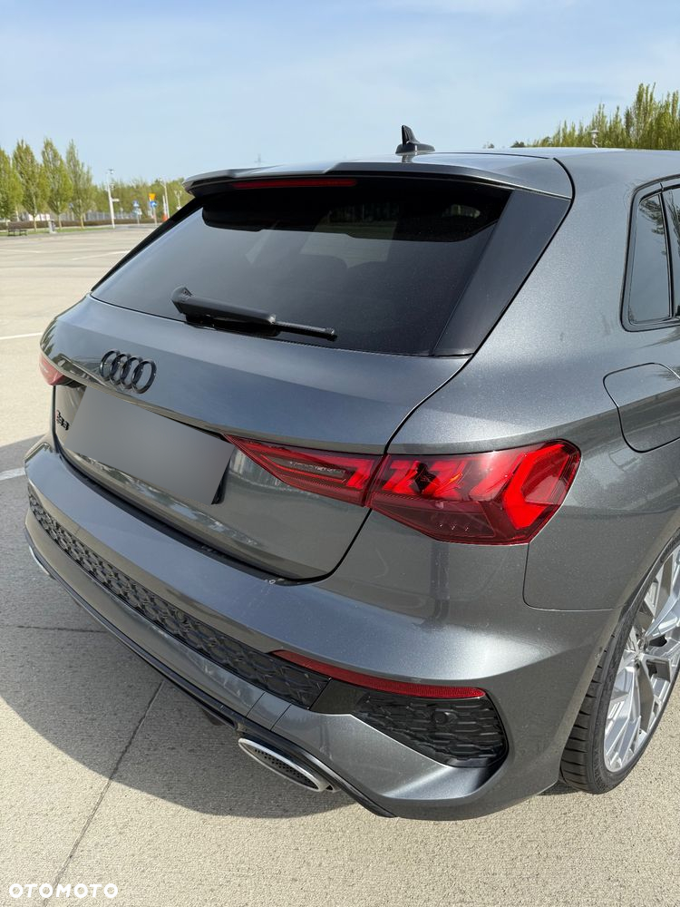 Audi RS3 TFSI Quattro S tronic - 13