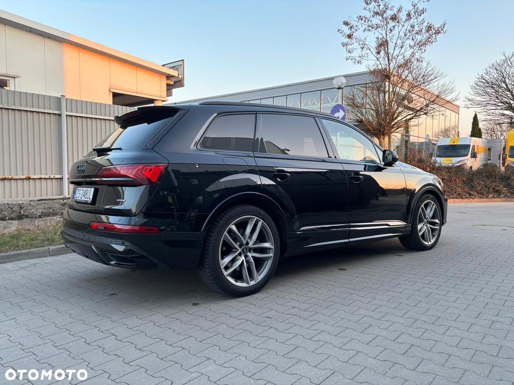 Audi Q7 55 TFSI mHEV Quattro S Line Tiptr - 5