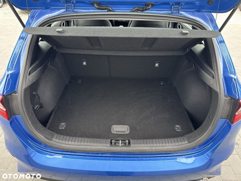 Kia Ceed 1.5 T-GDI M DCT - 24