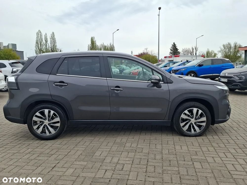 Suzuki S-Cross 1.5 DualJet Hybrid Elegance AGS - 5