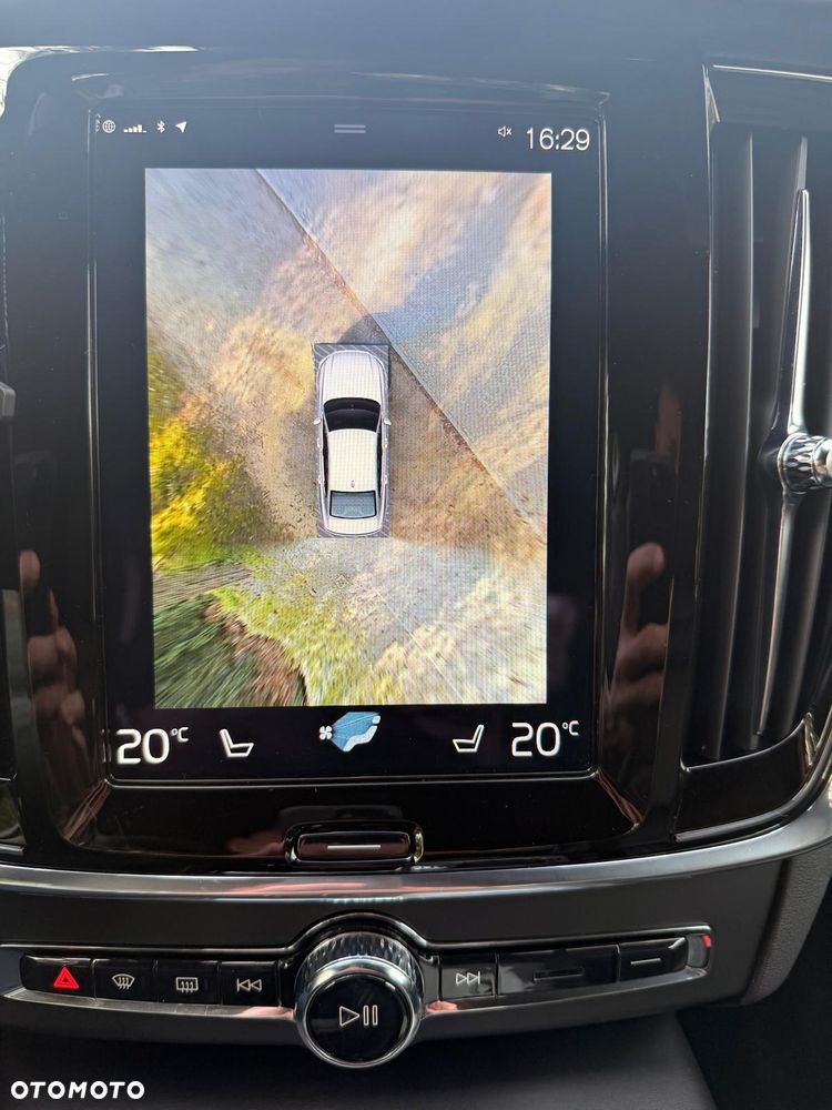 Volvo S90 D5 AWD R-Design - 10