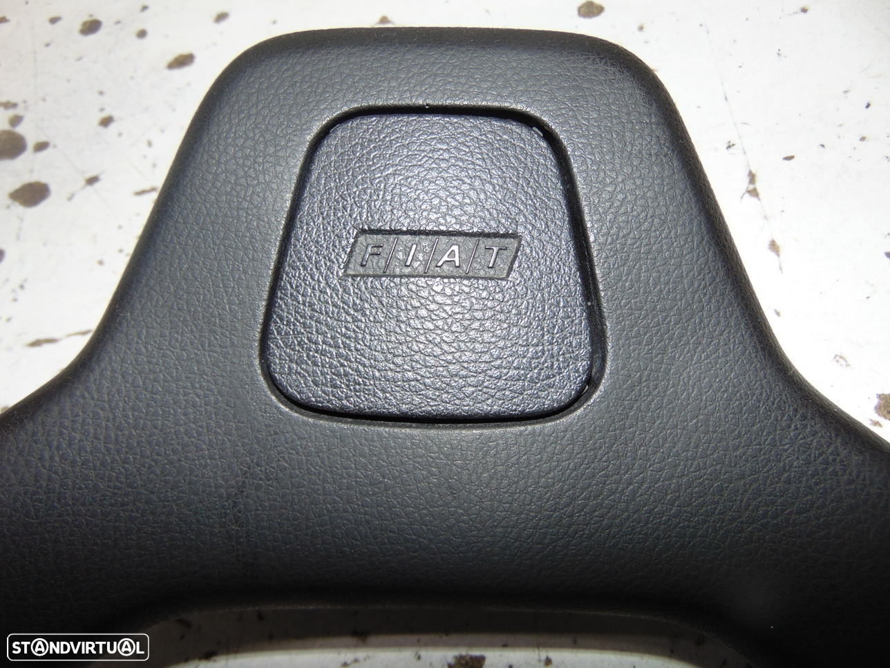 Fiat Uno 1º modelo volante - 2