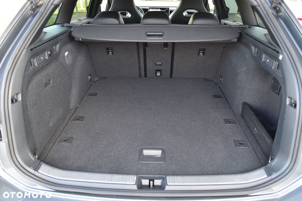Volkswagen Passat Variant - 39