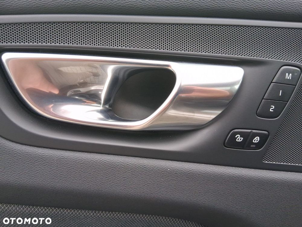 Volvo XC 60 - 20