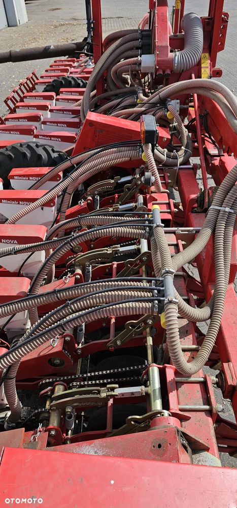 Kverneland Miniair Nova - 8