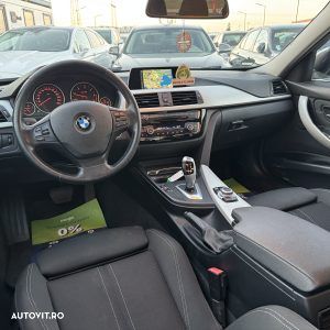 BMW Seria 3 320d Aut. Sport Line - 8