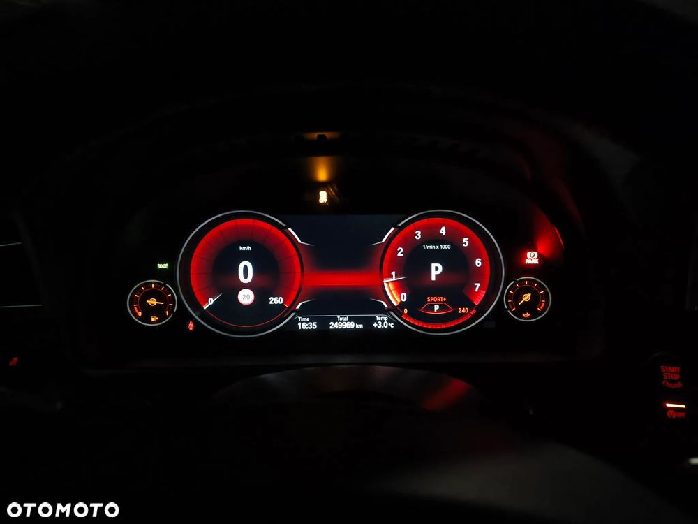 BMW Seria 5 528i Modern Line - 19