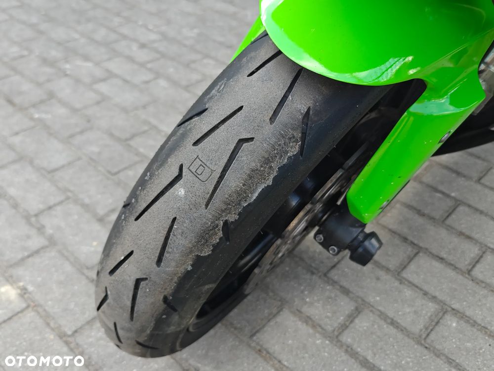 Kawasaki ZX - 16