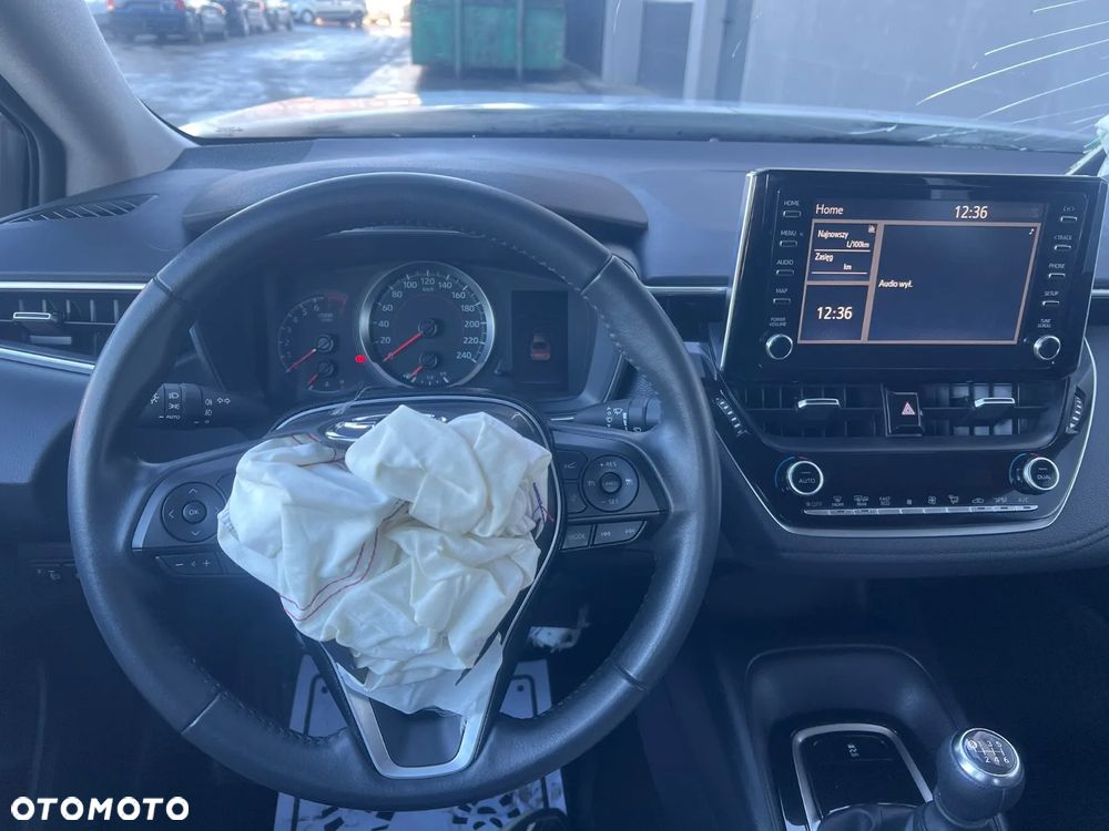 Toyota Corolla 1.6 Comfort - 9