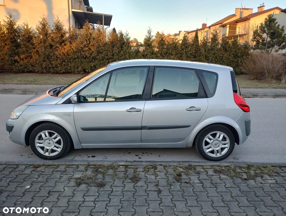 Renault Scenic 1.6 16V Authentique Privilege - 8