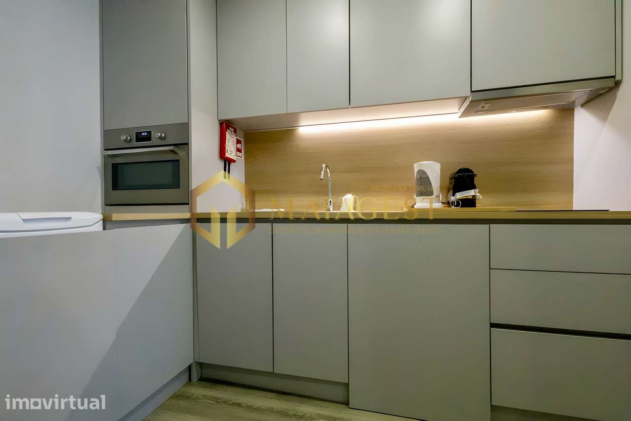 Apartamento T3 convertido em T1 + T2 com elevada rentabilidade - Grande imagem: 5/12