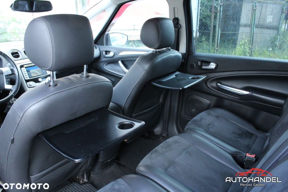 Ford S-Max - 21