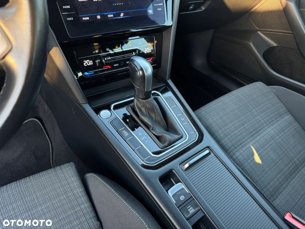 Volkswagen Passat 2.0 TSI Business DSG - 24