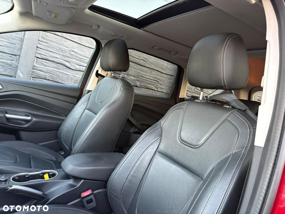 Ford Kuga 2.0 TDCi 4x4 ST-Line - 14