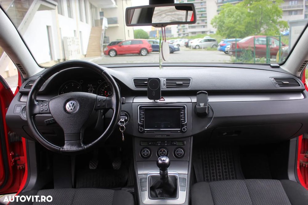 Volkswagen Passat 2.0 TDI BlueMotion Technology Comfortline - 20