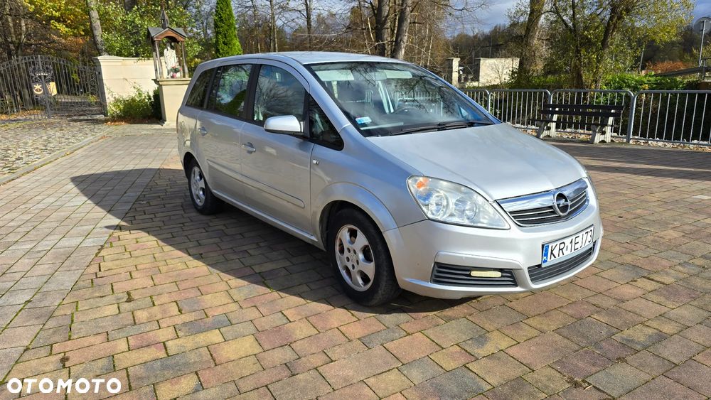 Opel Zafira 1.6 Enjoy - 2