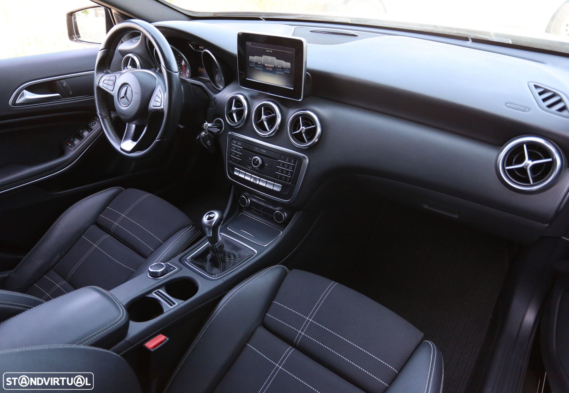 Mercedes-Benz A 180 d Urban - 14