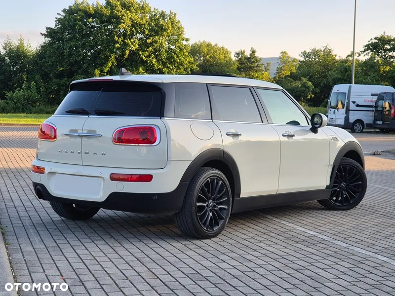 MINI Clubman One D Blackyard - 5