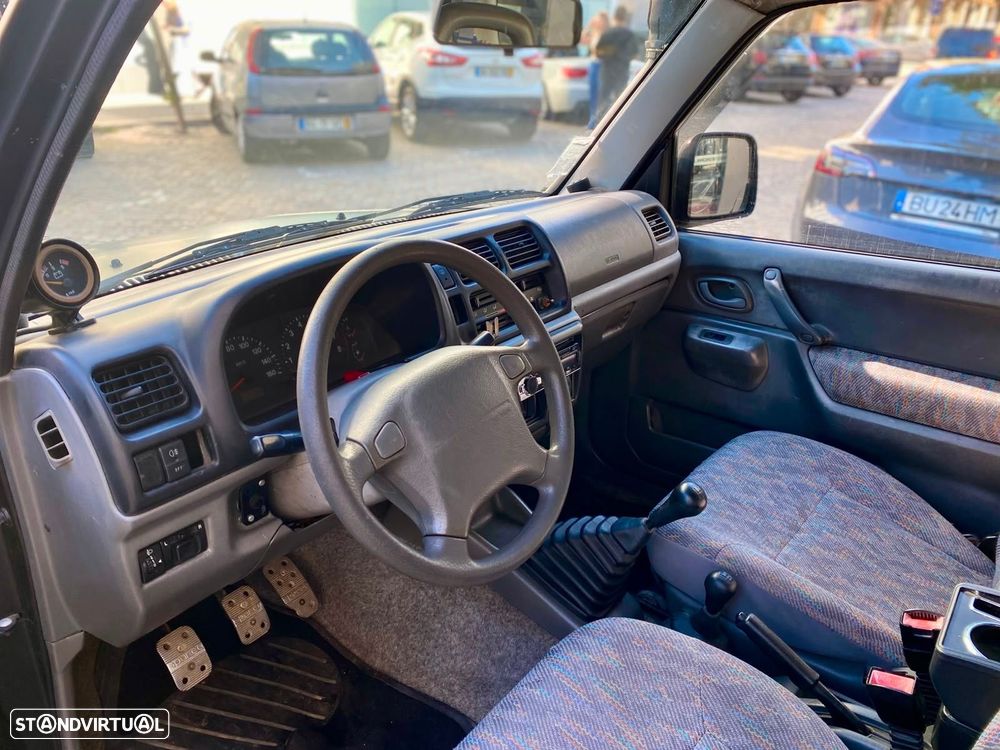 Suzuki Jimny 1.3 16V Metal Top - 12
