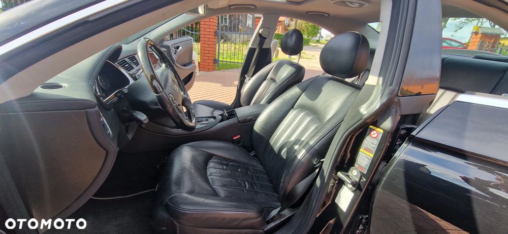 Mercedes-Benz CLS - 22