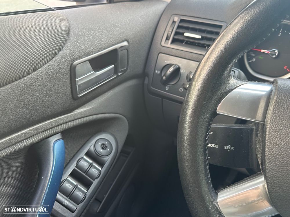 Ford Kuga 2.0 TDCi Trend - 13