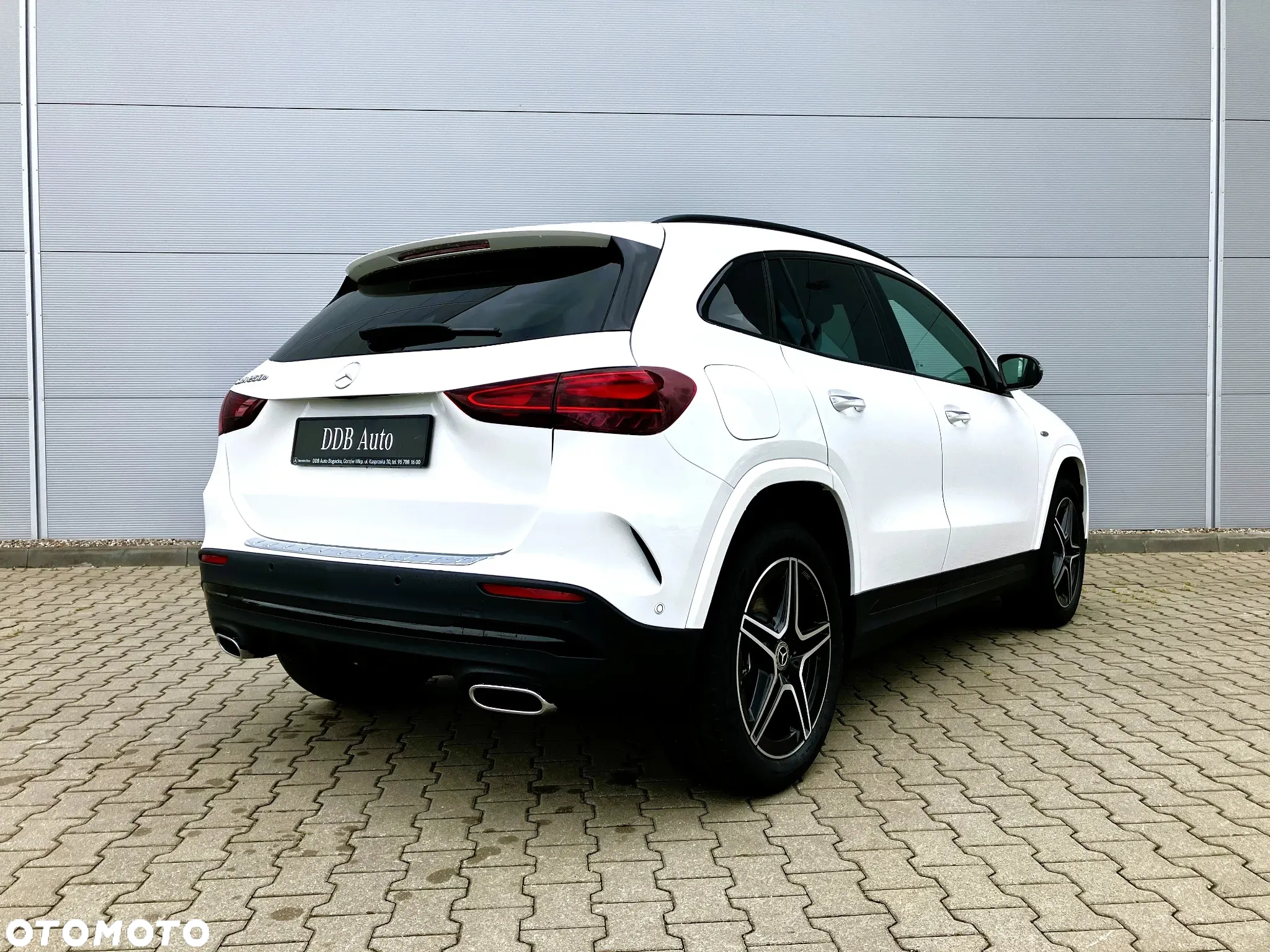 Mercedes-Benz GLA 250 e PHEV AMG Line 8G-DCT - 3