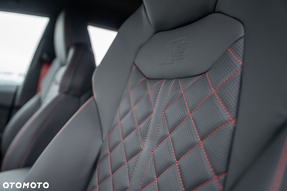 Audi SQ8 - 13
