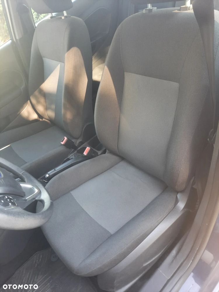 Ford Fiesta 1.25 Ambiente - 10