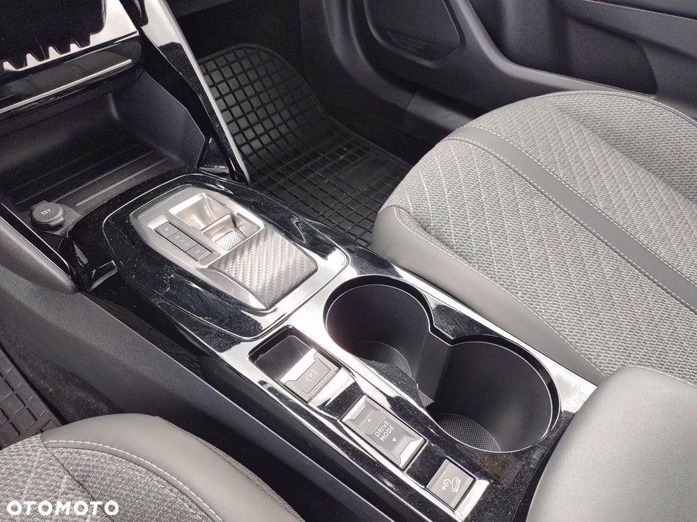 Peugeot 2008 1.2 PureTech Allure S&S EAT8 - 15