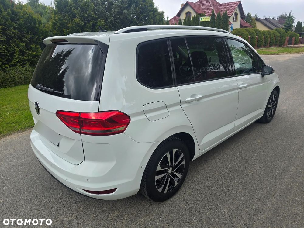 Volkswagen Touran 1.6 TDI SCR IQ.DRIVE - 4