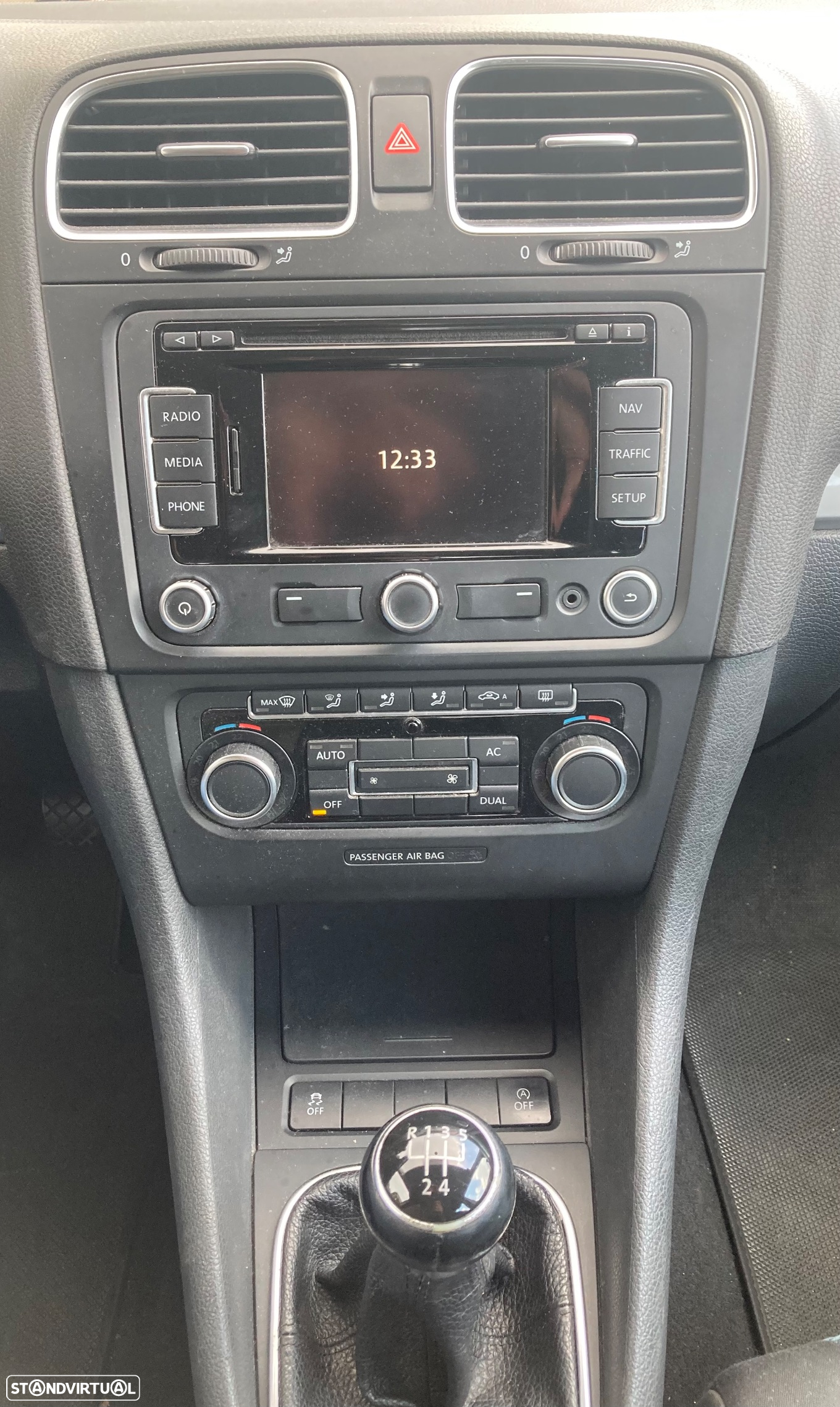 VW Golf 1.6 TDi Trendline BlueMotion - 8