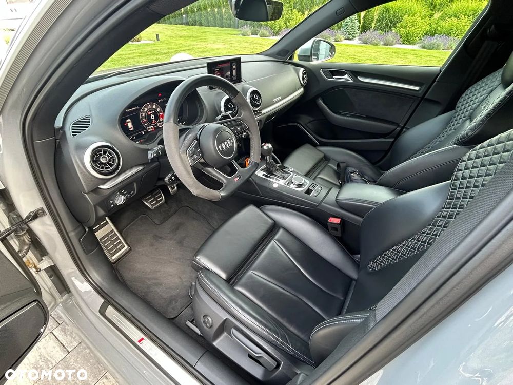 Audi RS3 Sportback 2.5 TFSI Quattro S tronic - 8