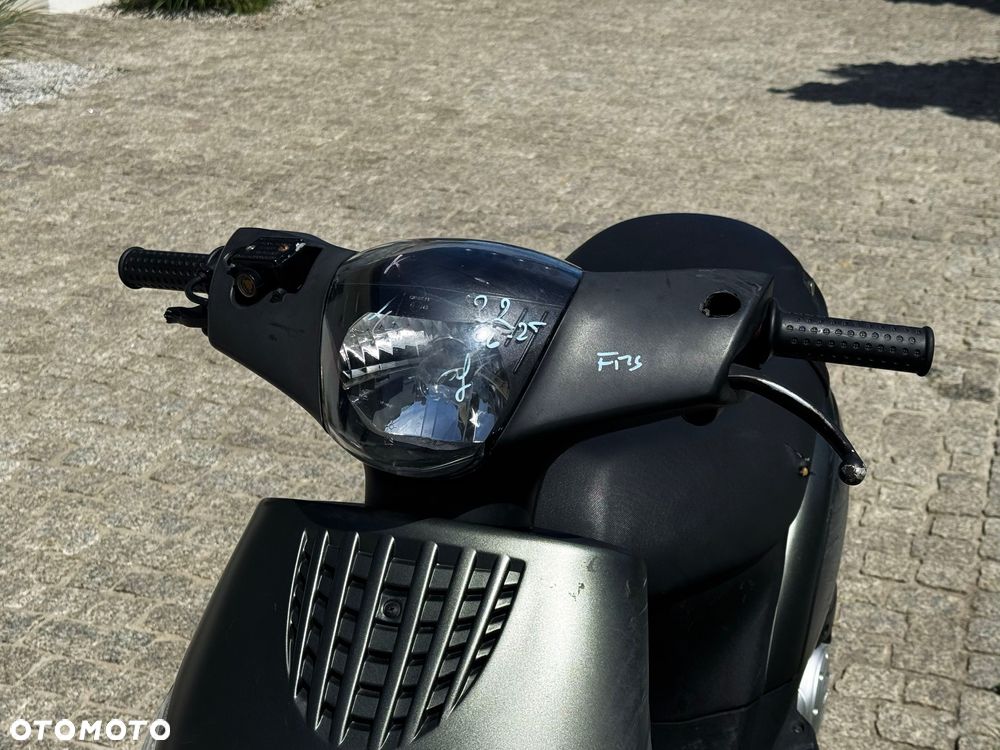 Piaggio ZIP - 9