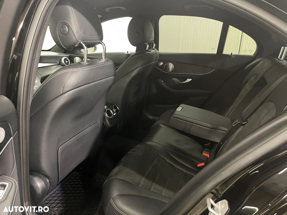 Mercedes-Benz C 220 d 4MATIC Aut - 11