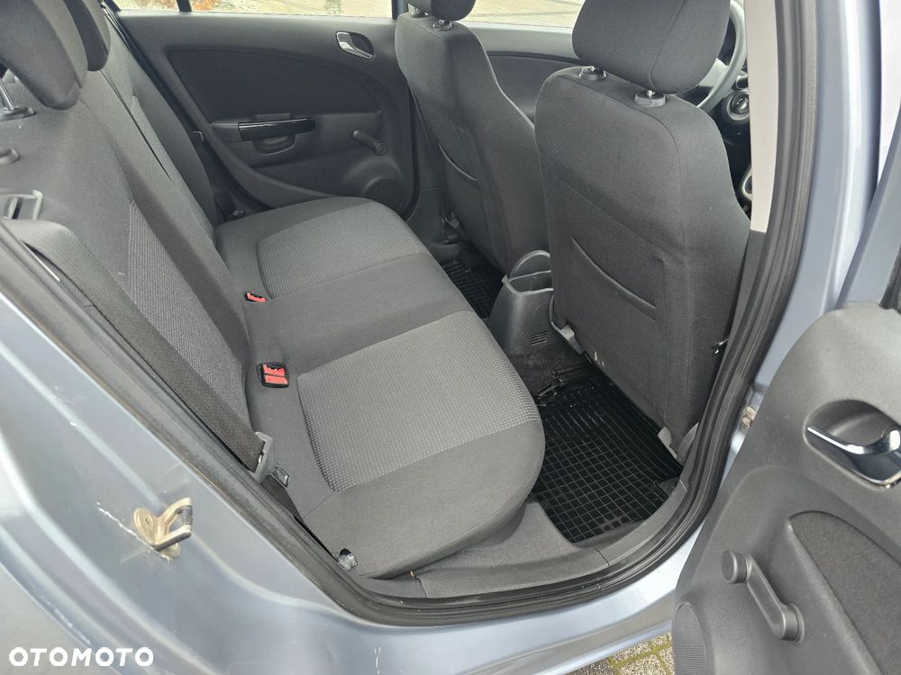 Opel Corsa 1.2 16V Essentia - 10