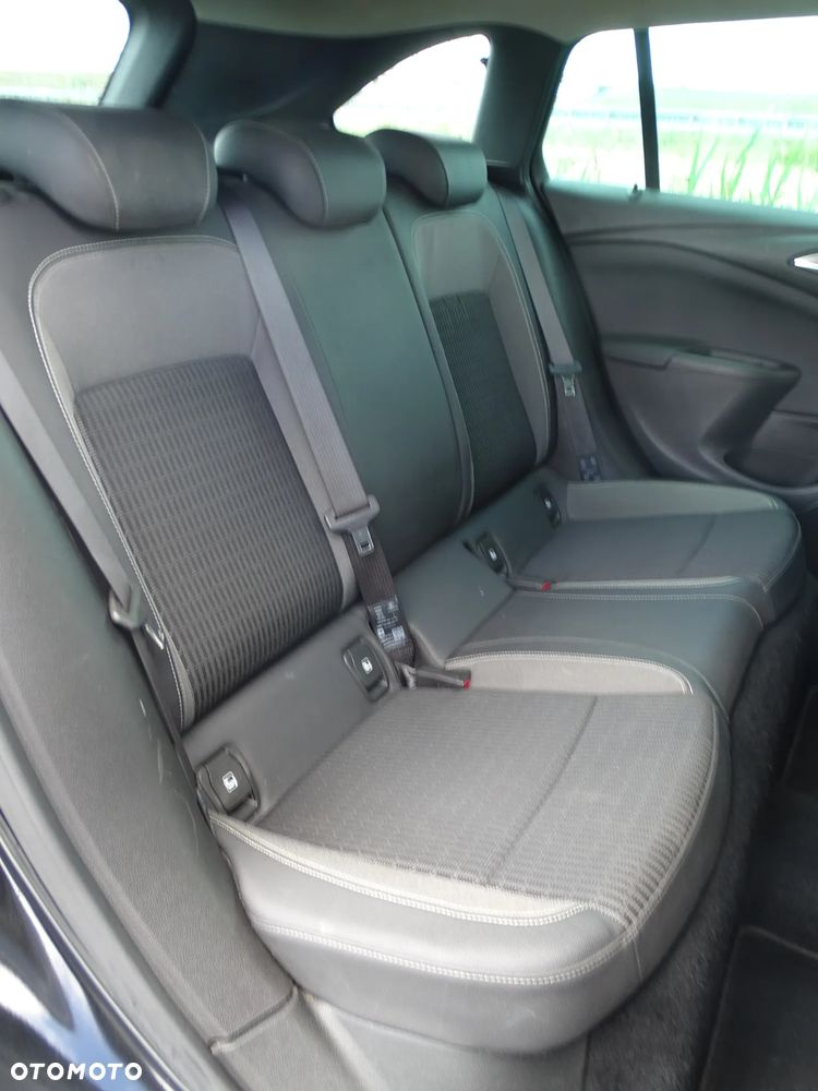 Opel Astra 1.5 D Start/Stop Elegance - 14