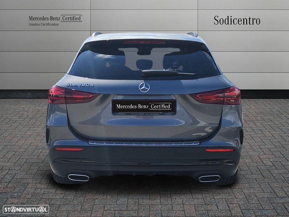 Mercedes-Benz GLA 180 d AMG Line - 7
