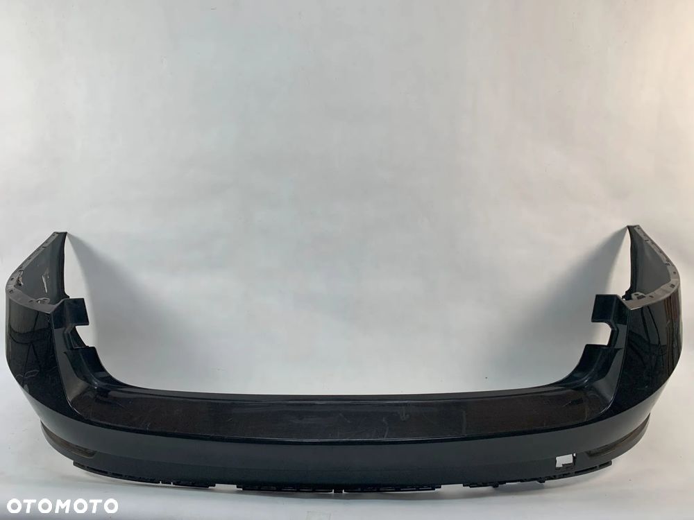 Skoda Superb 3 III kombi 15r Zderzak tyl tylny 2015