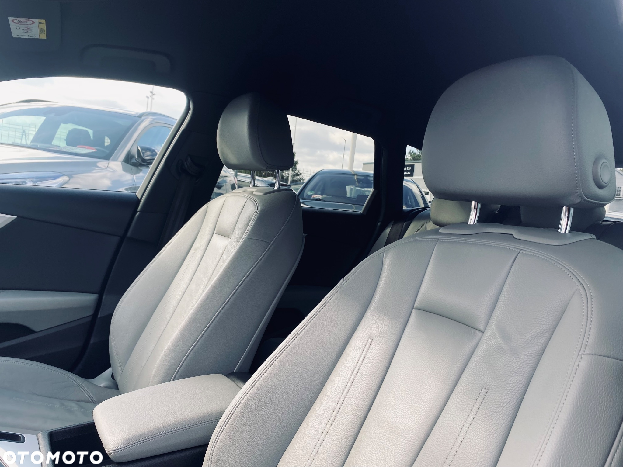 Audi A4 Avant 2.0 TDI ultra S tronic - 19