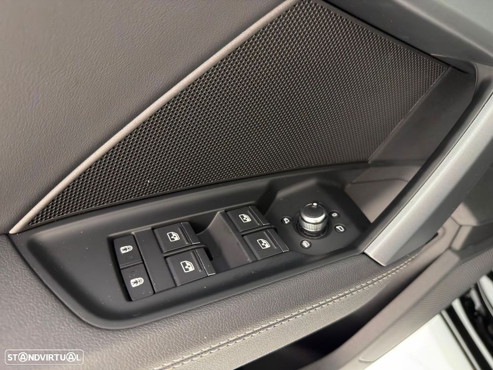 Audi A3 Sportback 40 TFSIe S line - 37