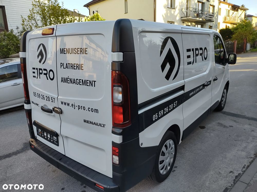 Renault Trafic - 16