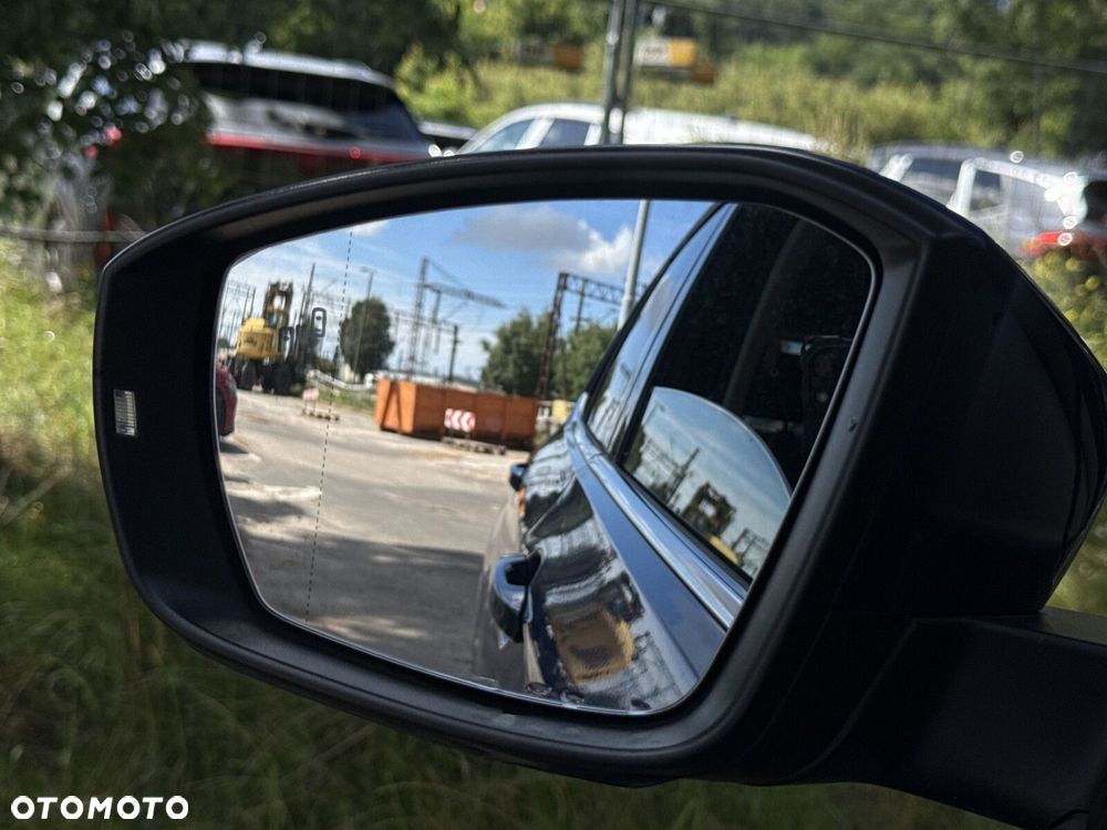 Volkswagen T-Cross - 23