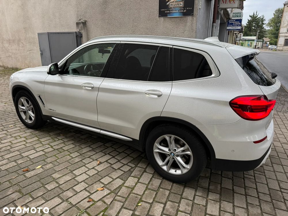BMW X3 xDrive20d xLine - 8