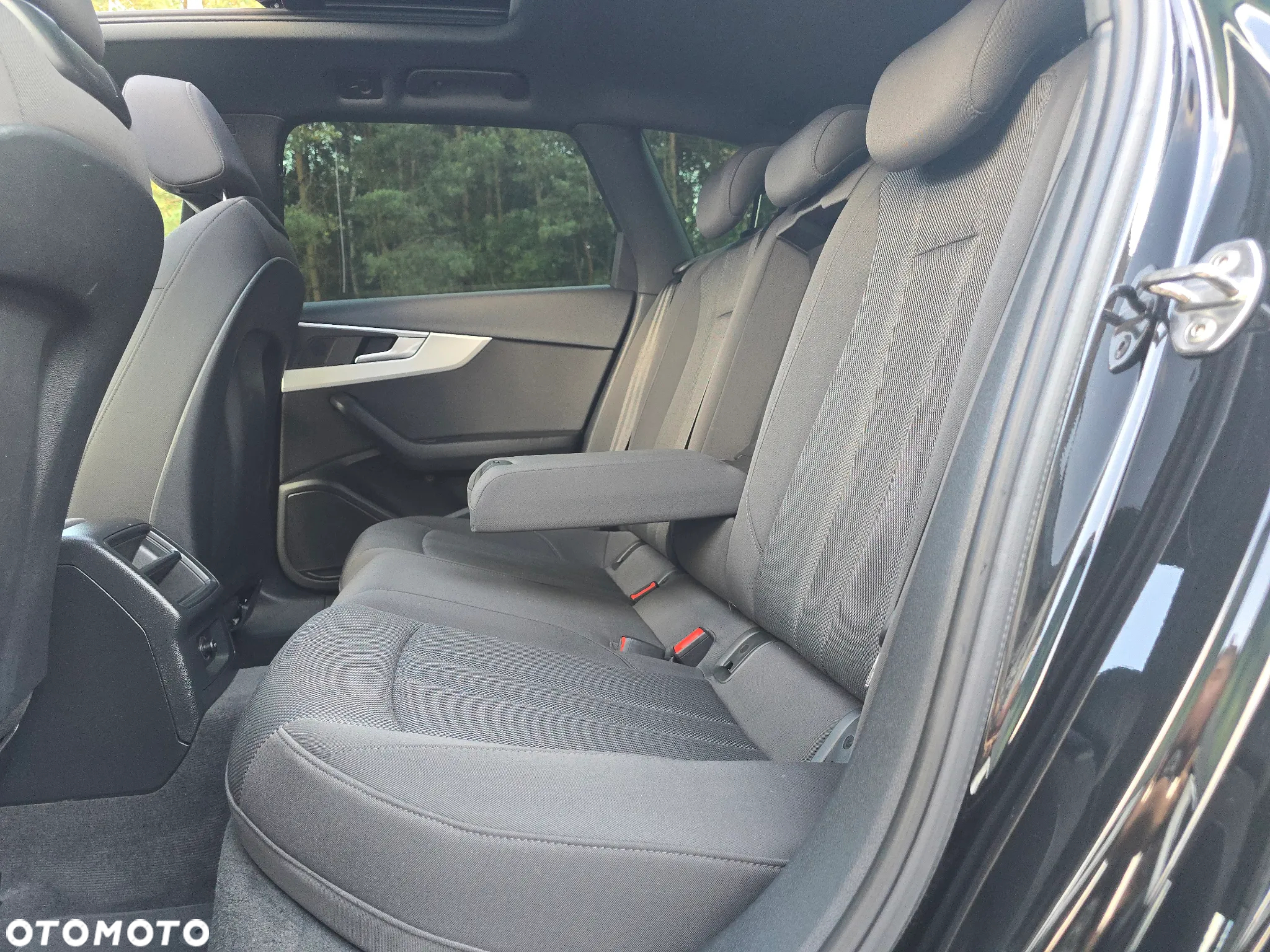 Audi A4 Avant 2.0 TDI S tronic - 30